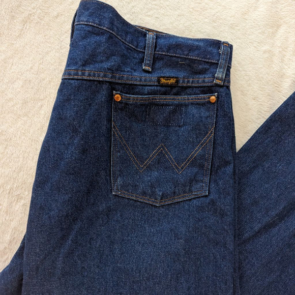 Wrangler Dark Denim Men's Jeans - Picture 8 of 13
